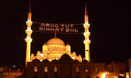 Istanbul glows with Ramadan spirit
