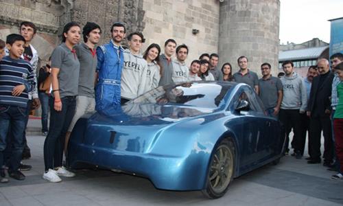 Turkish-made electric car hits roads