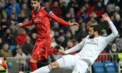 Real Madrid increase margin at top of league