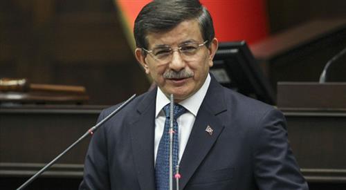 Prime Minister Davutoglu reviews Turkish lira slump
