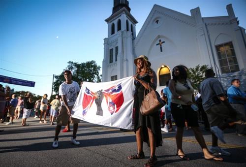 Renewed Confederate flag debate after US church killings