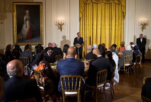 Obama hosts iftar dinner at White House