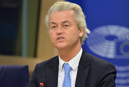 Holland's ugly politician Wilders airs Probhet Muhammad toons on TV